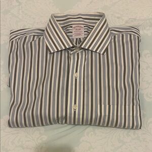 Brooks Brothers Men's Dress Shirt - Navy and White Stripes